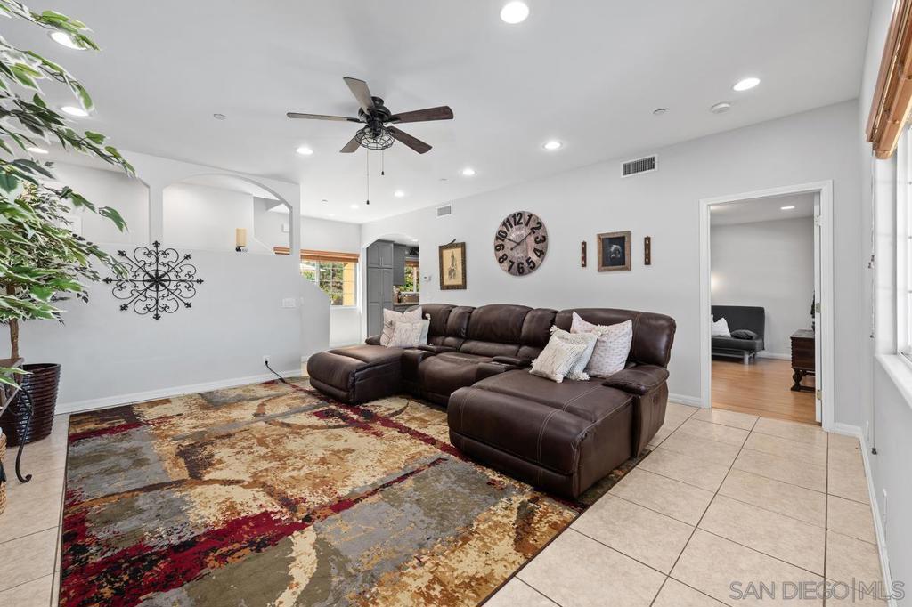 13044 Yerba Valley Way Property Photo 15