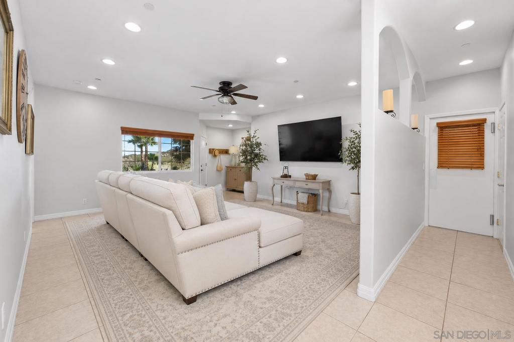 13044 Yerba Valley Way Property Photo 16