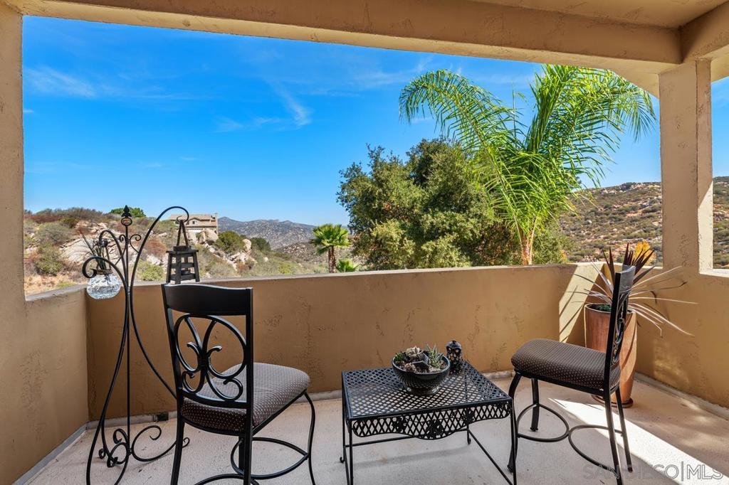 13044 Yerba Valley Way Property Photo 20