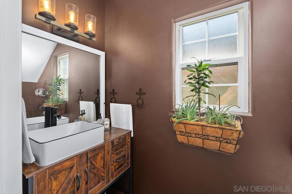 13044 Yerba Valley Way Property Photo 27