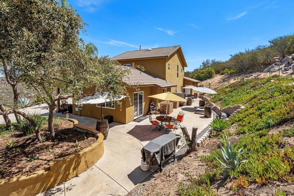 13044 Yerba Valley Way Property Photo 32