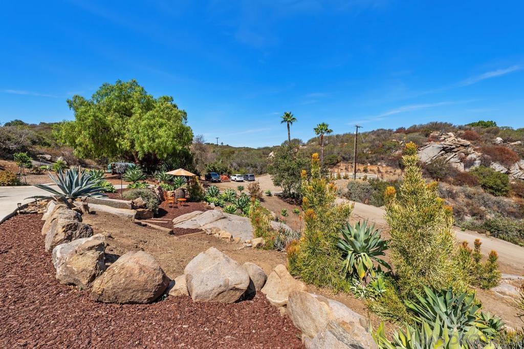 13044 Yerba Valley Way Property Photo 35