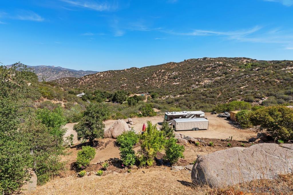 13044 Yerba Valley Way Property Photo 41
