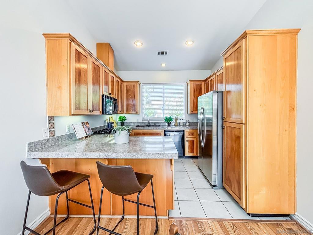 1145 Hornblend Property Photo 1