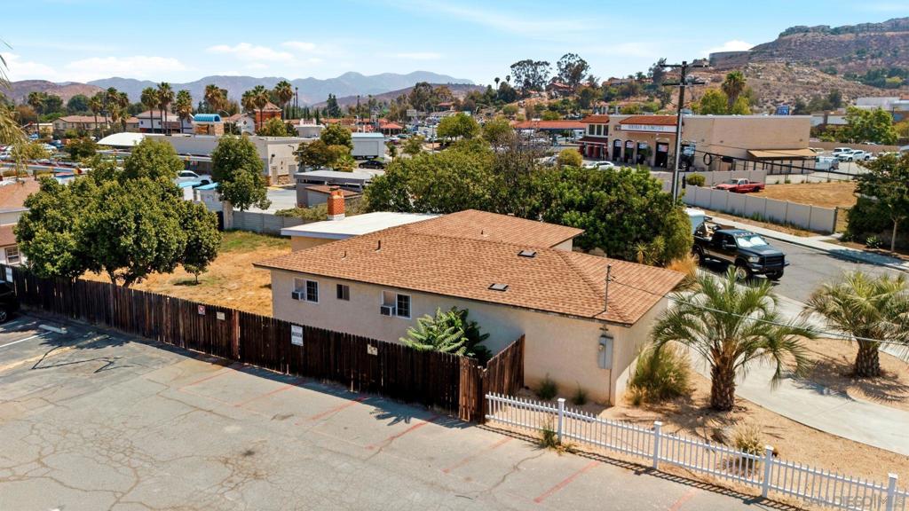 8852 Railroad Ave Property Photo 30