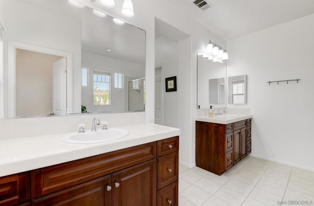 1675 Picket Fence Property Photo 17
