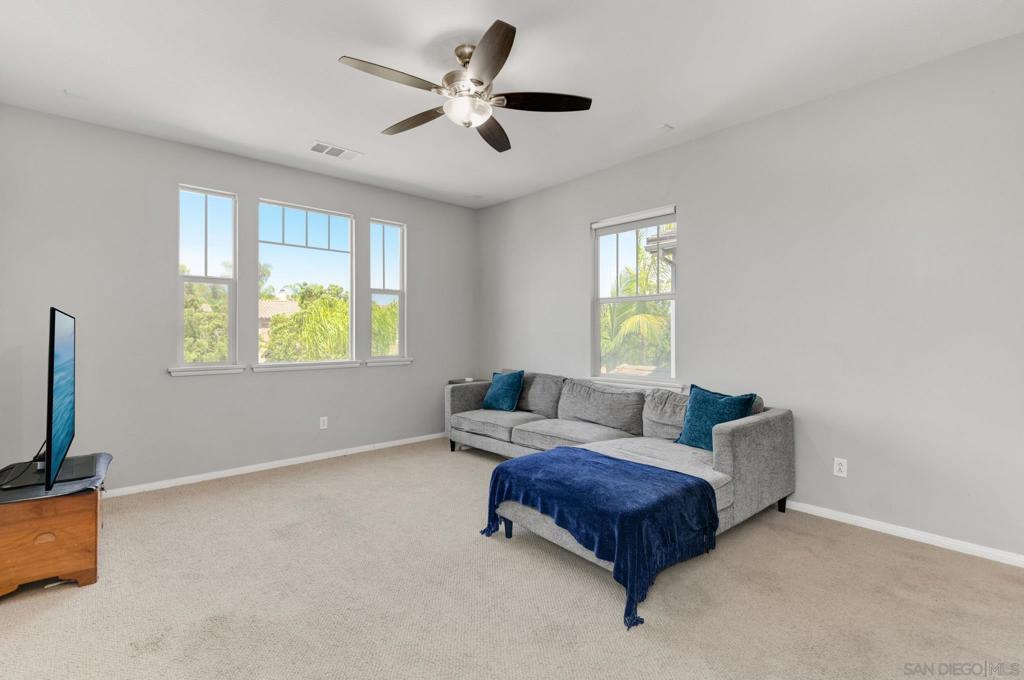 1675 Picket Fence Property Photo 18