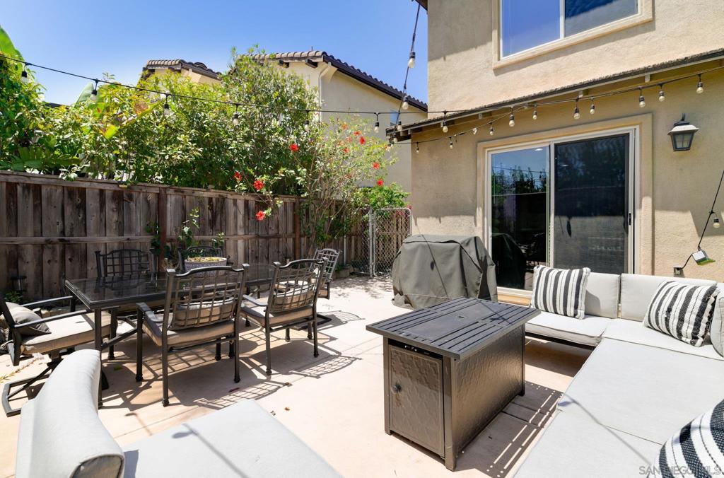 1675 Picket Fence Property Photo 29