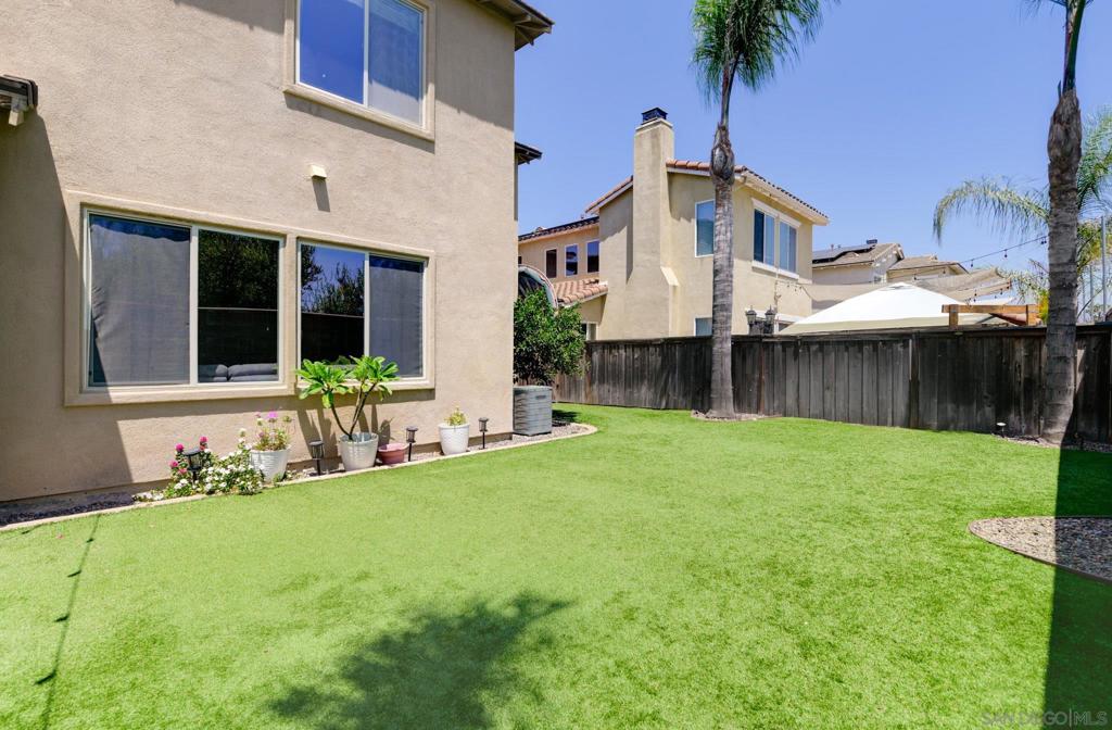 1675 Picket Fence Property Photo 31