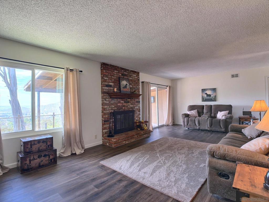 11965 Serena Road Property Photo 12