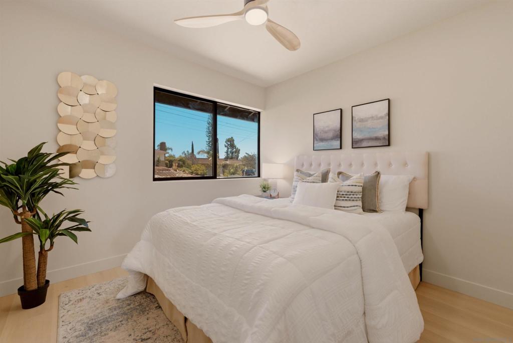 4222 Helix Del Sur Property Photo 17