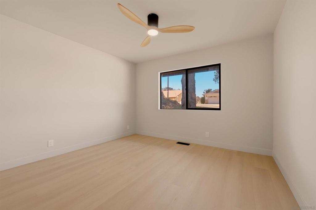 4222 Helix Del Sur Property Photo 22