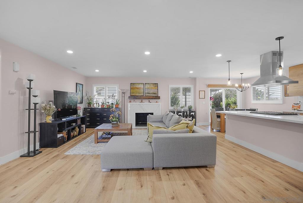 16958 Hierba Property Photo 15