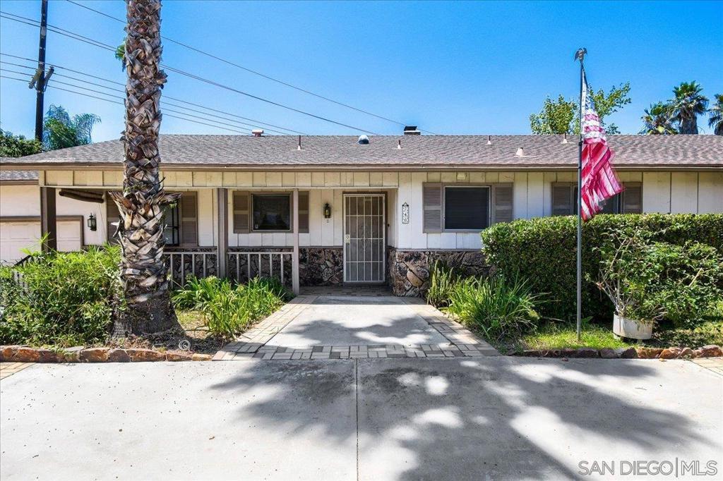 740 El Rancho Drive Property Photo 4
