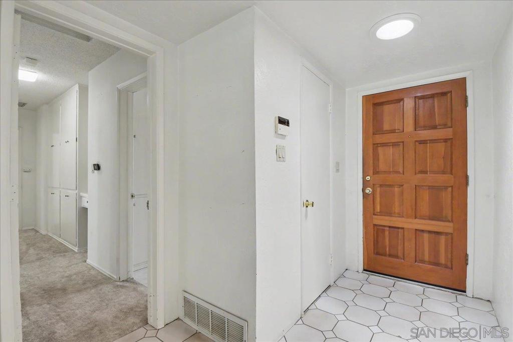 740 El Rancho Drive Property Photo 13