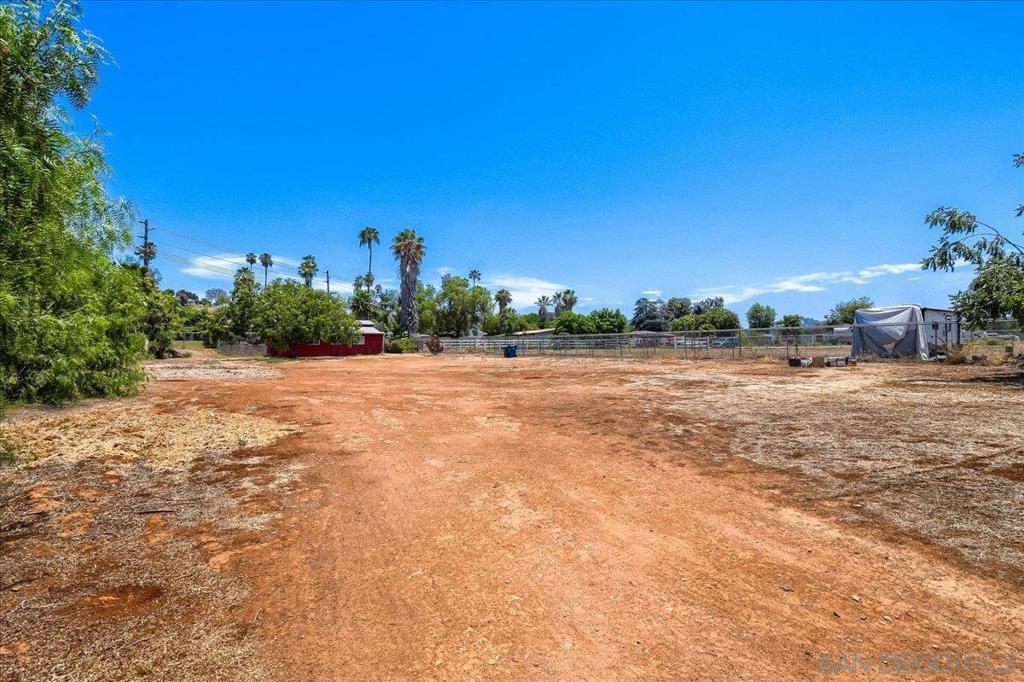 740 El Rancho Drive Property Photo 36