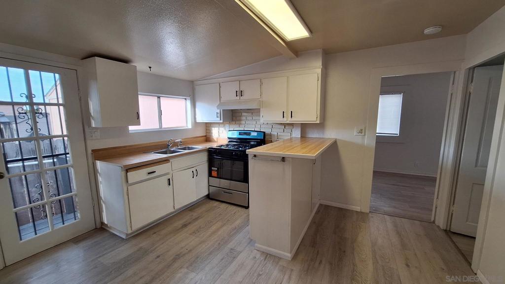 223 Madrona Property Photo 6