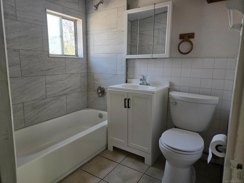 223 Madrona Property Photo 11