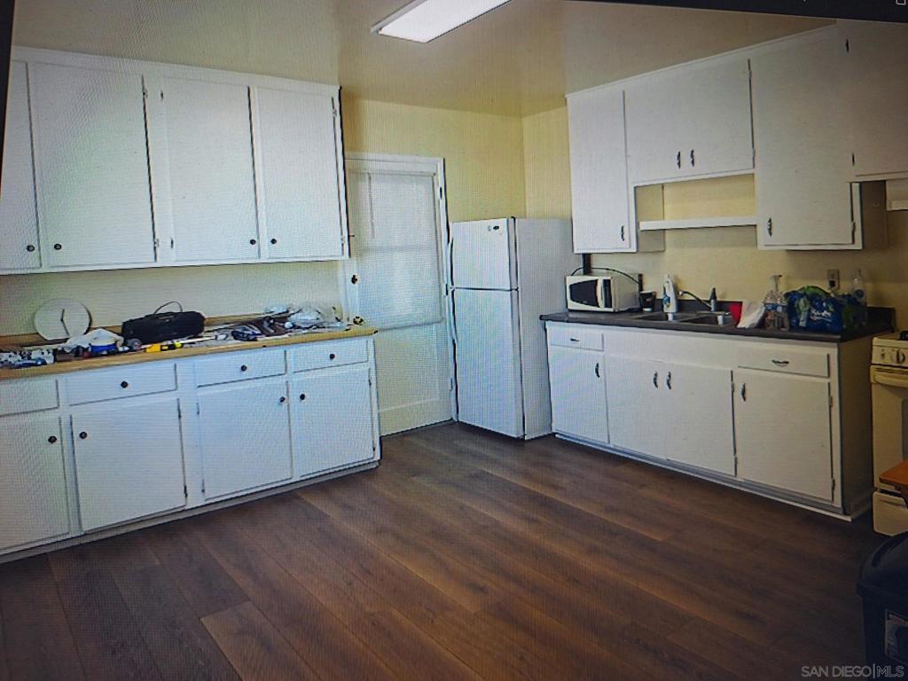 223 Madrona Property Photo 22