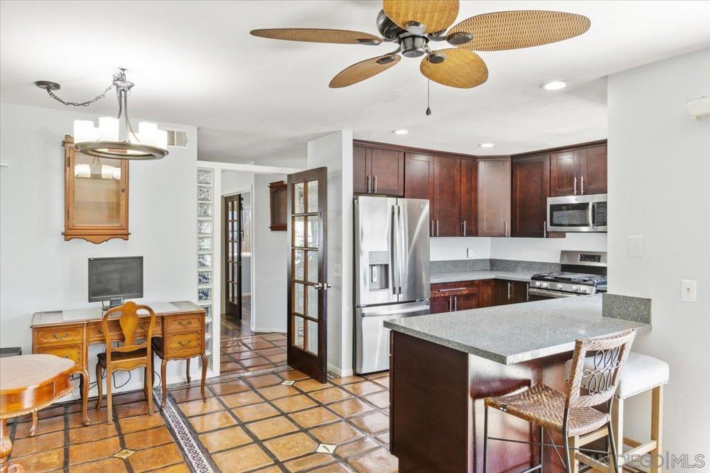 2337 Fallingleaf Property Photo 6