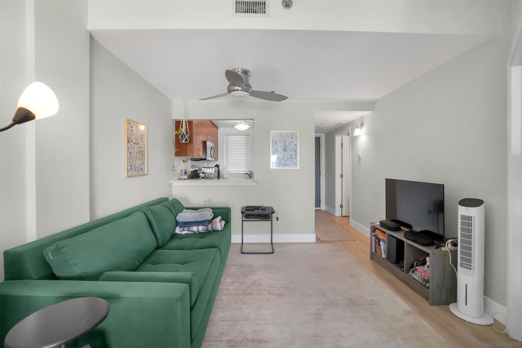 2828 University Ave 406 Property Photo 1