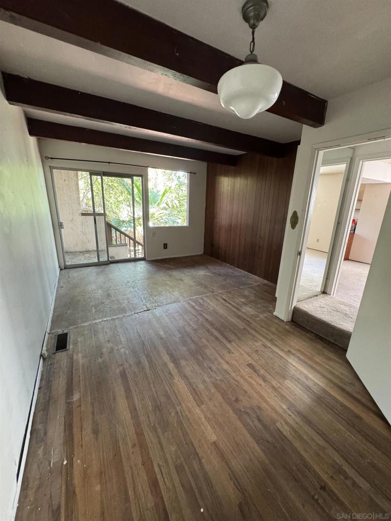 1103 Sutter Property Photo 7