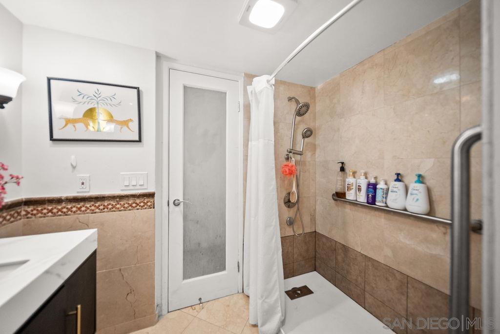 1260 Cleveland E 107 Property Photo 12