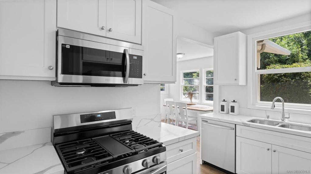 6031 Meade Ave Property Photo 5