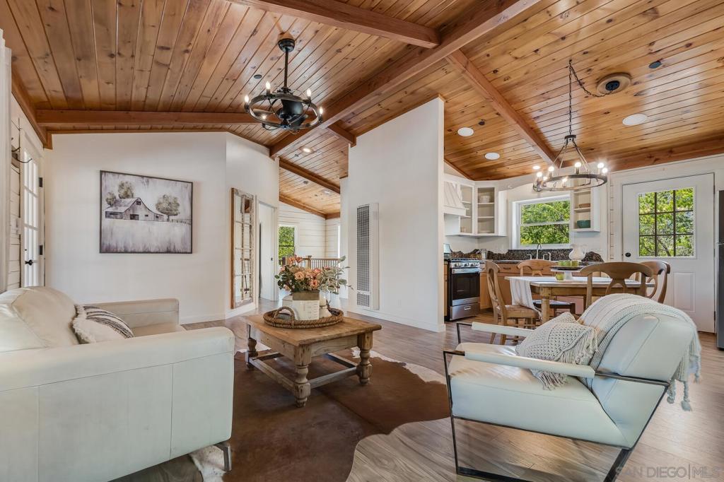 35251 Twin Oaks Rd Property Photo 10