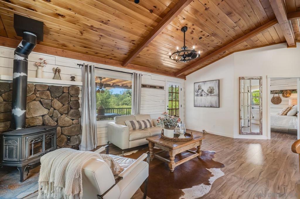 35251 Twin Oaks Rd Property Photo 11
