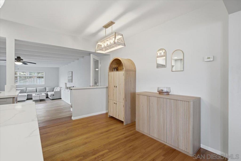 651 Thorn Street Property Photo 8