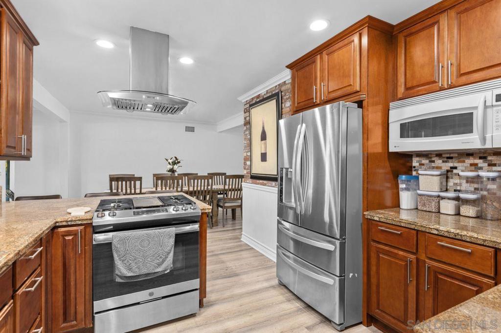 6245 Broadmoor Dr. Property Photo 12