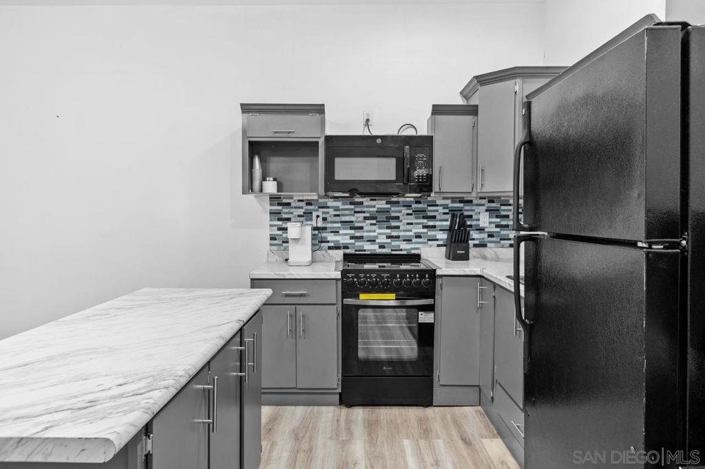 6245 Broadmoor Dr. Property Photo 30