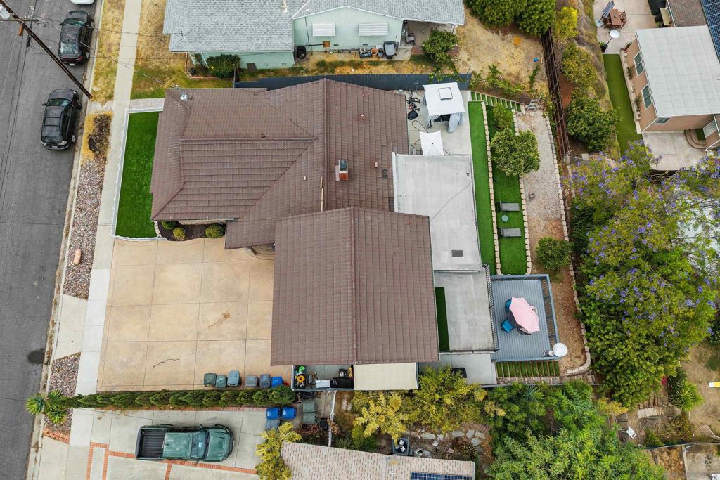 6245 Broadmoor Dr. Property Photo 38
