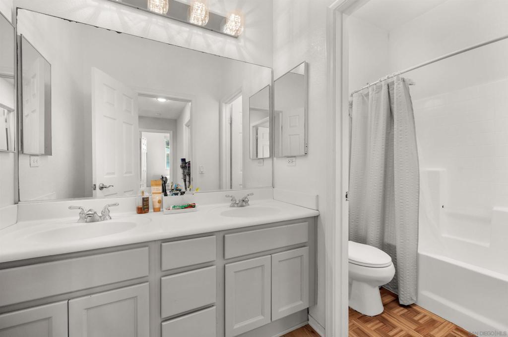 1555 Caminito Cremona Property Photo 13