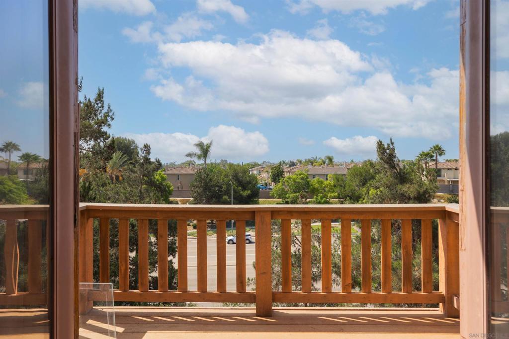 1555 Caminito Cremona Property Photo 20