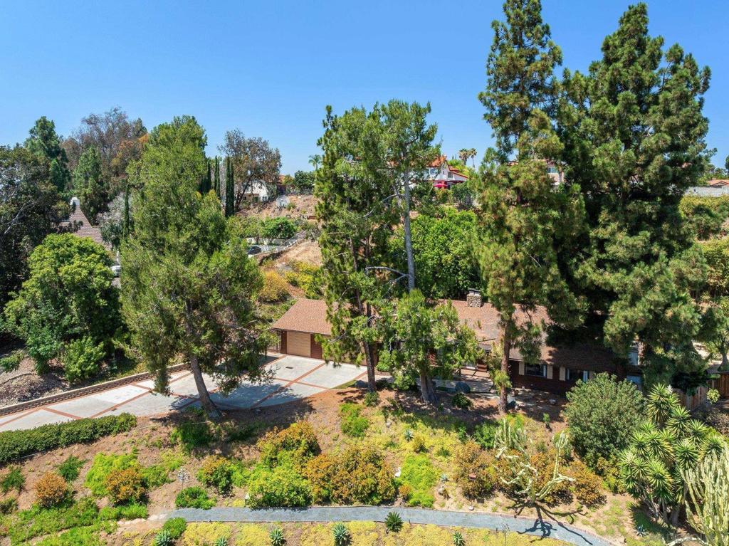 4116 Mars Way Property Photo 6