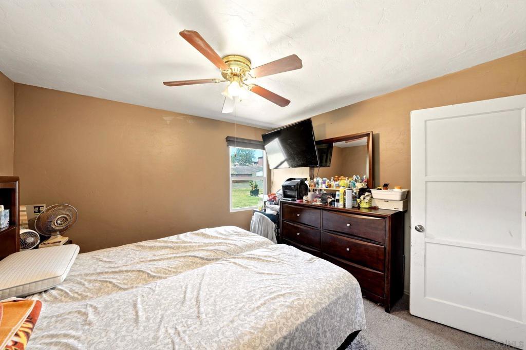 6020 Streamview Dr Property Photo 12