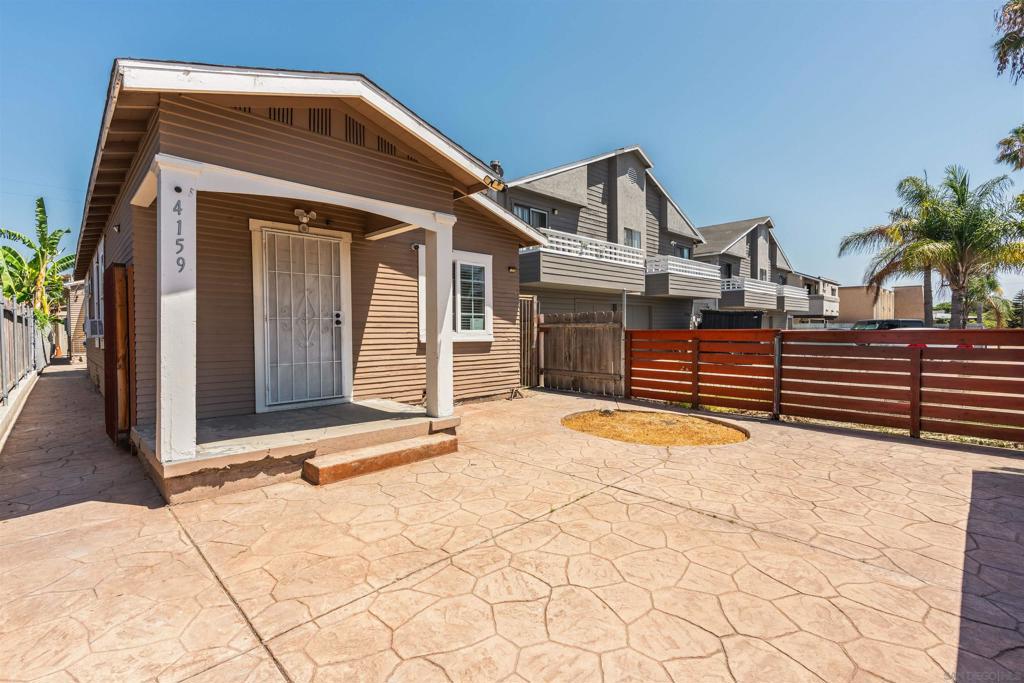 4159 38th Street Property Photo 1