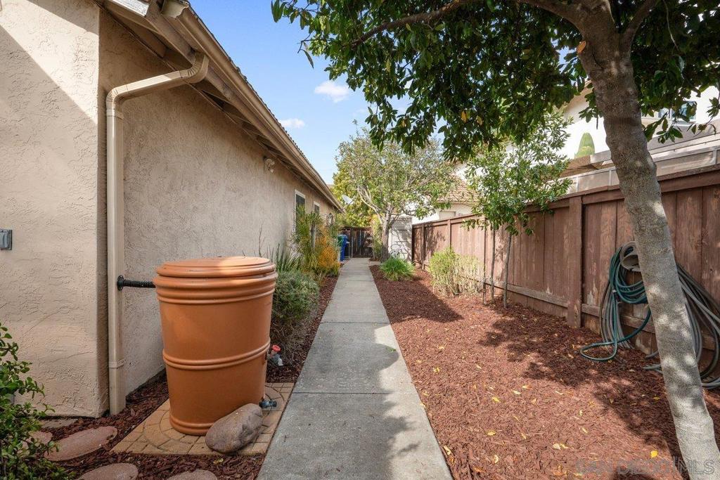 11459 Grassy Trail Dr Property Photo 22