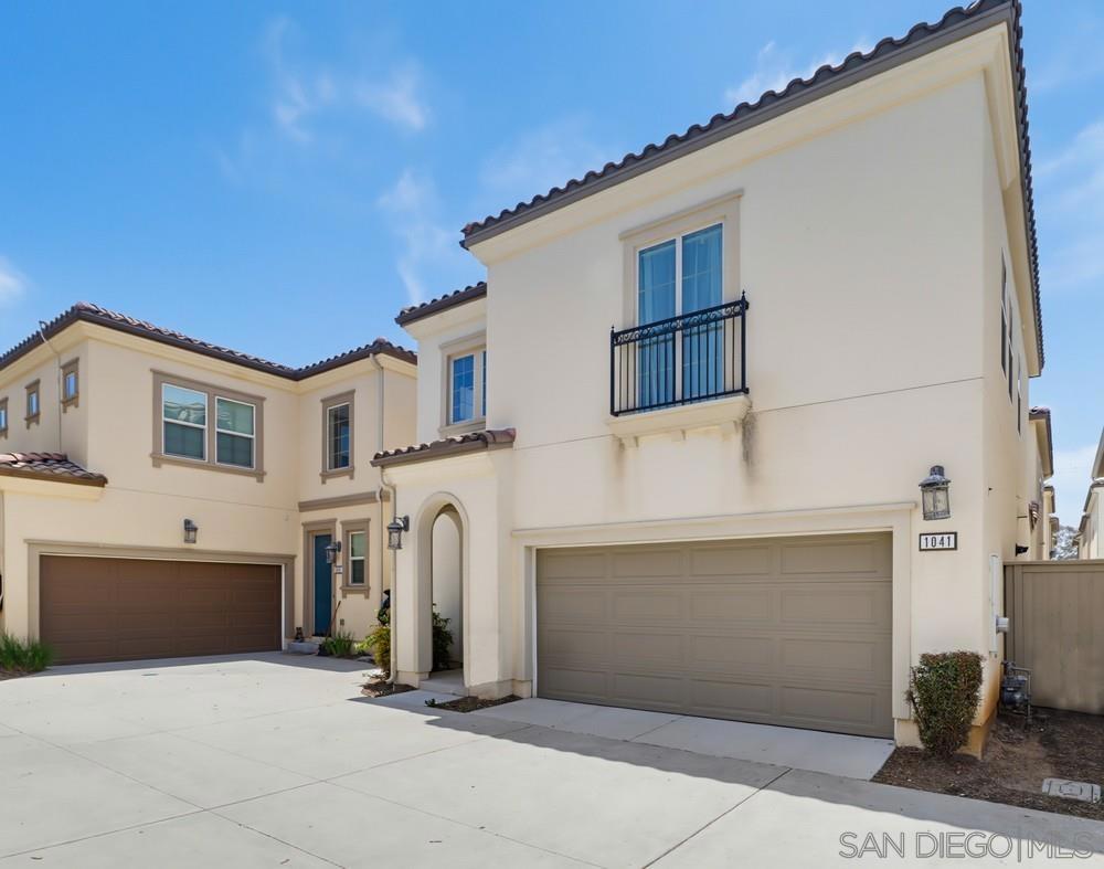 1041 Sea Glass Way Property Photo 3