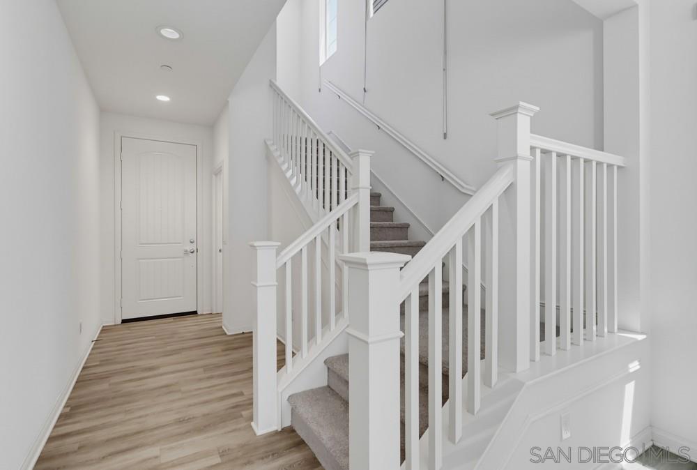 1041 Sea Glass Way Property Photo 8