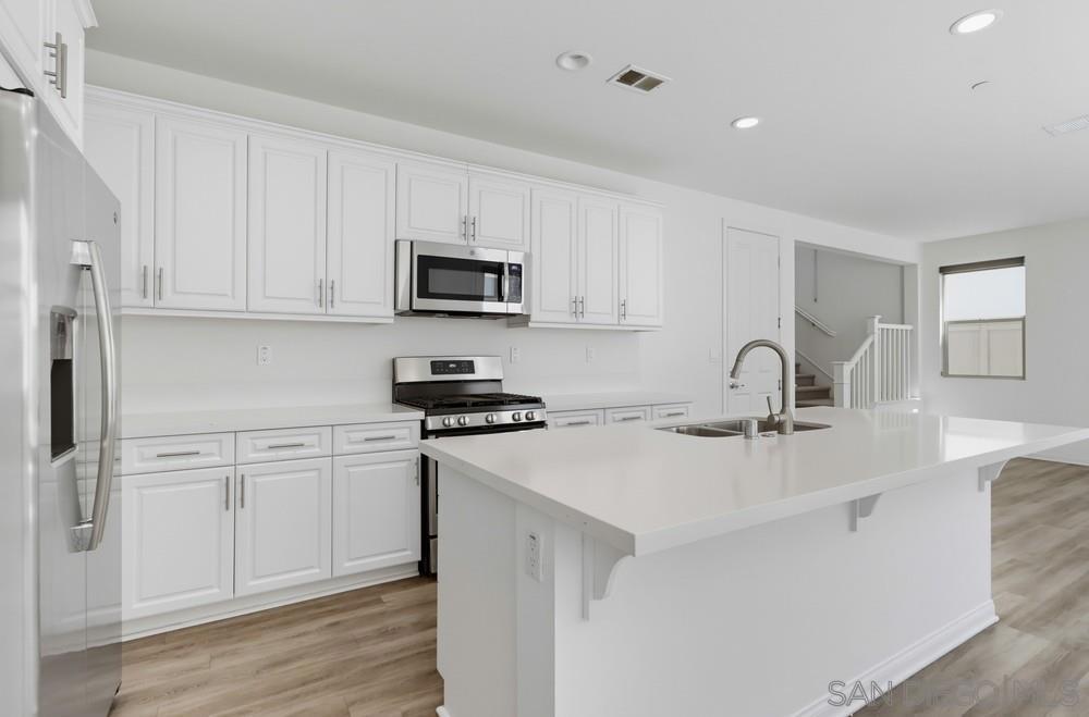 1041 Sea Glass Way Property Photo 18