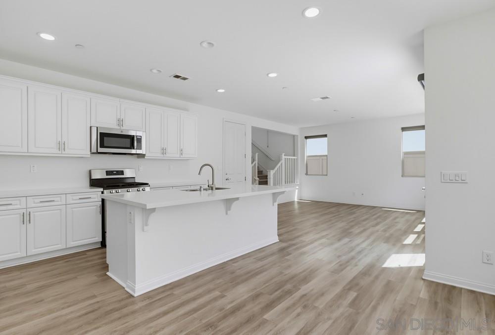 1041 Sea Glass Way Property Photo 20