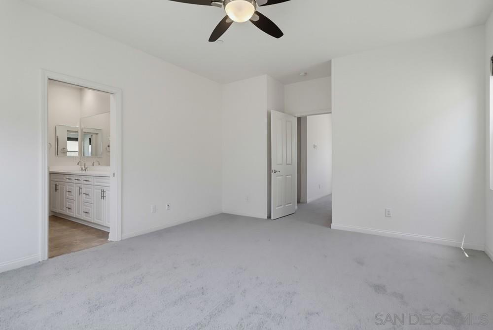 1041 Sea Glass Way Property Photo 27