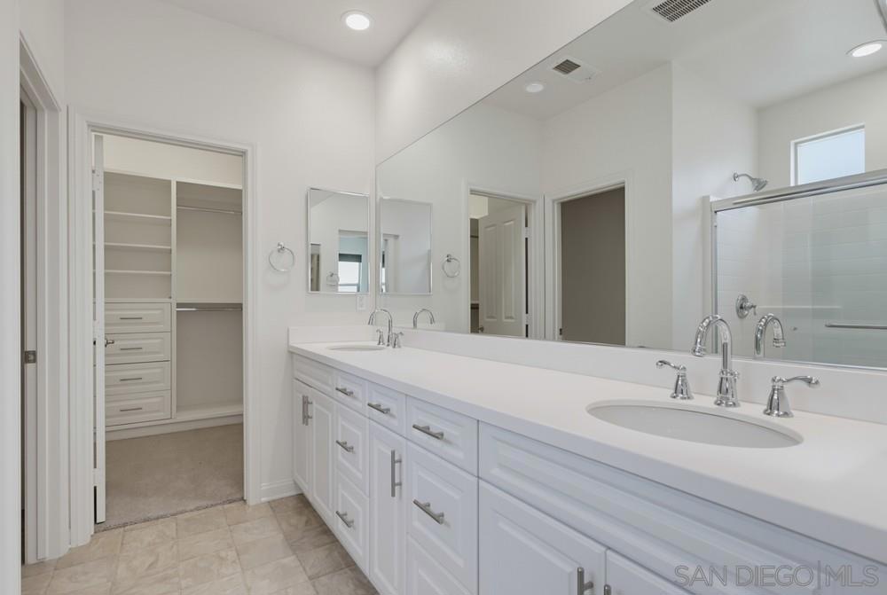 1041 Sea Glass Way Property Photo 29