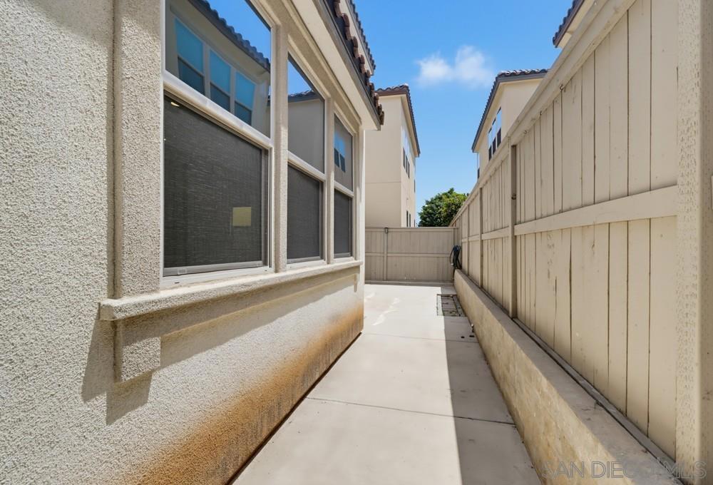 1041 Sea Glass Way Property Photo 43