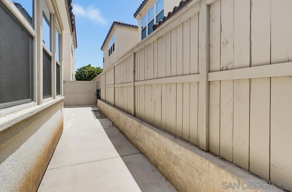 1041 Sea Glass Way Property Photo 45