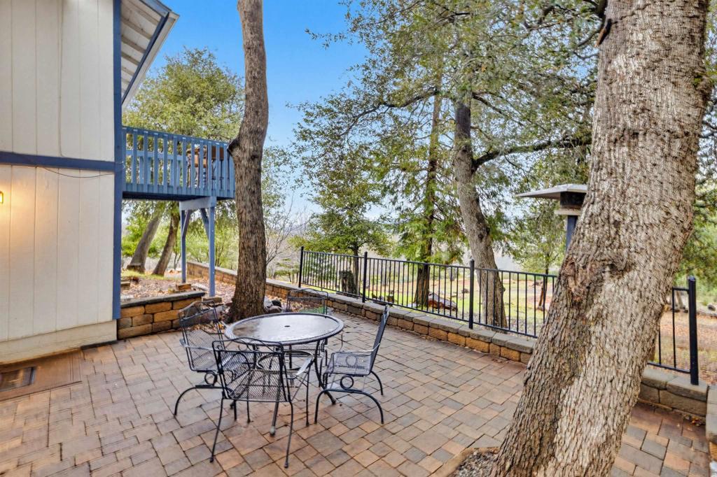 17009 Iron Springs Rd Property Photo 1