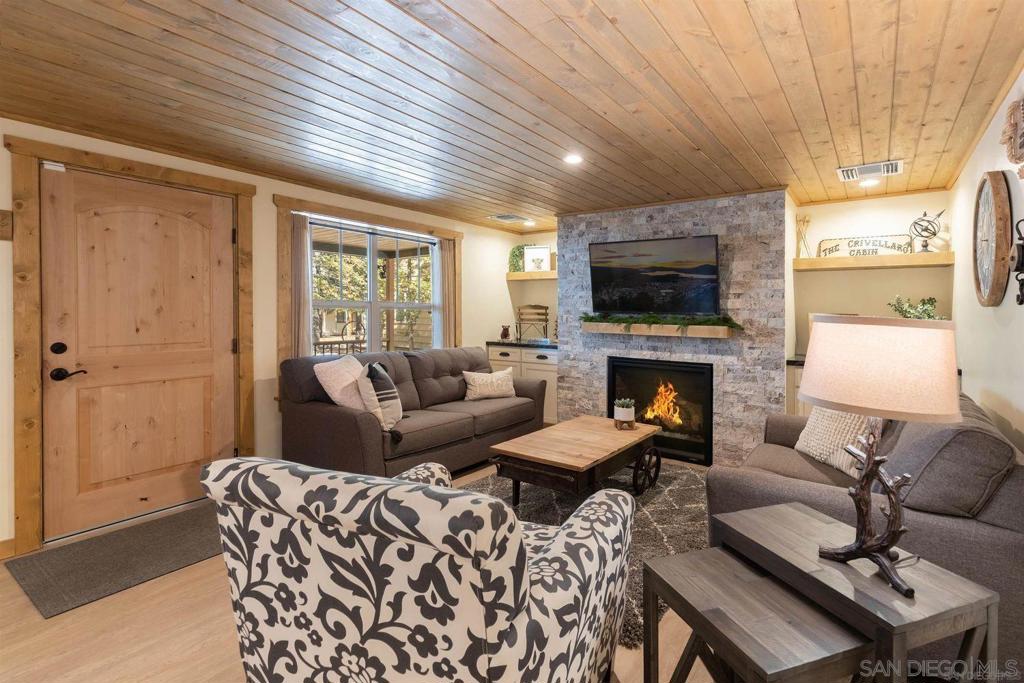 42655 Peregrine Property Photo 7